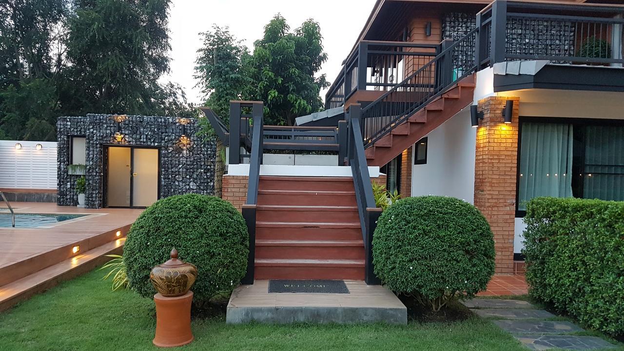 The Loft Riverside Chiangmai Hotel Csiangmaj Kültér fotó
